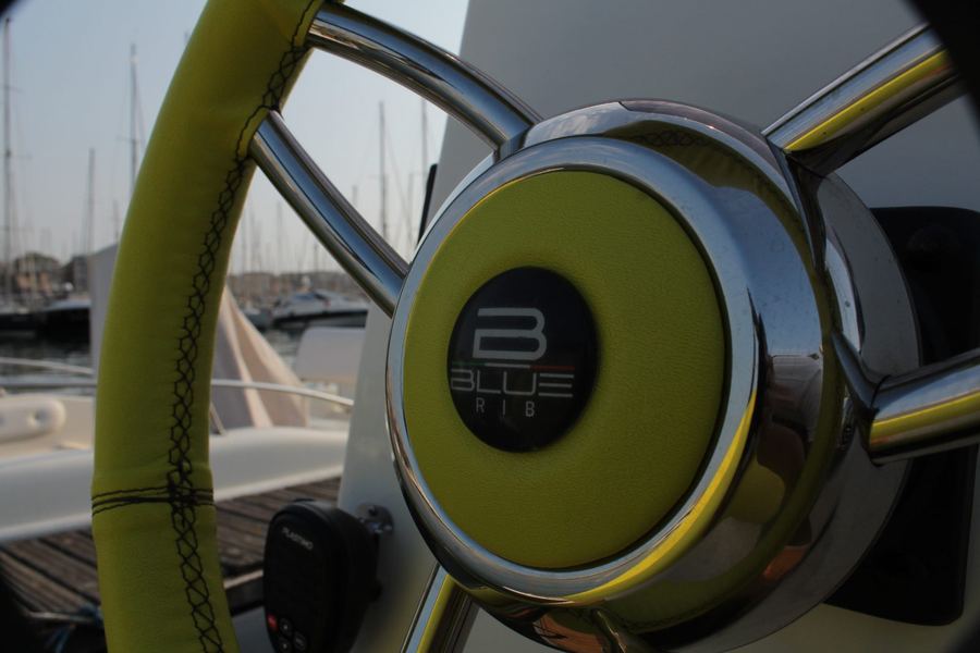 Volante Miami 23